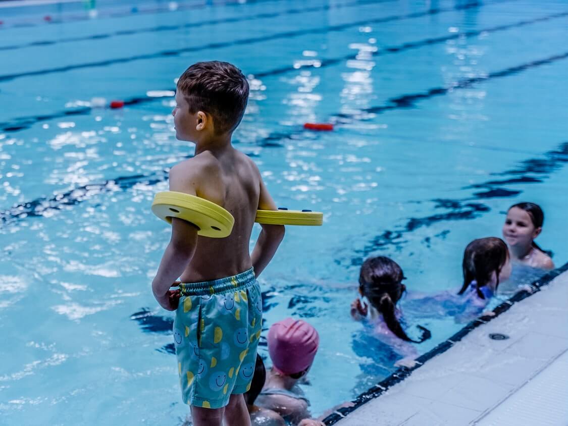summer holiday swimming pool timetable